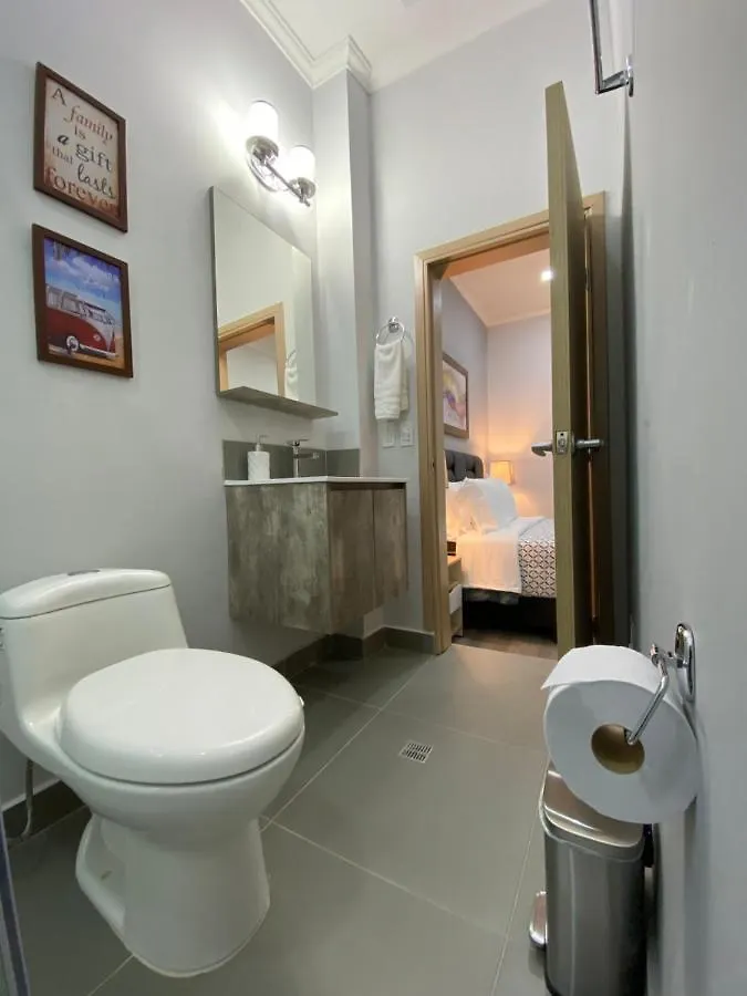 Habitación en casa particular Cal Bed & Breakfast Bogotá Colombia